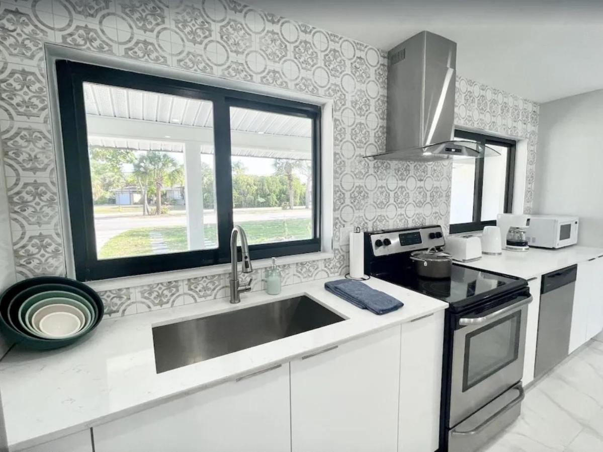 Family-Friendly Cape Coral Oasis With Pool! Villa ภายนอก รูปภาพ